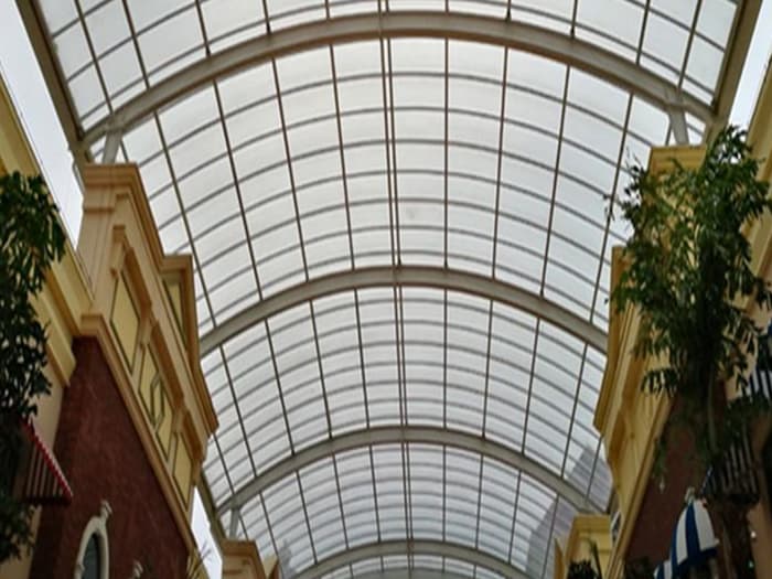 东港屋面网架顶棚吊装方案